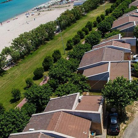 Residence Casabianca Porto San Giorgio Exteriör bild