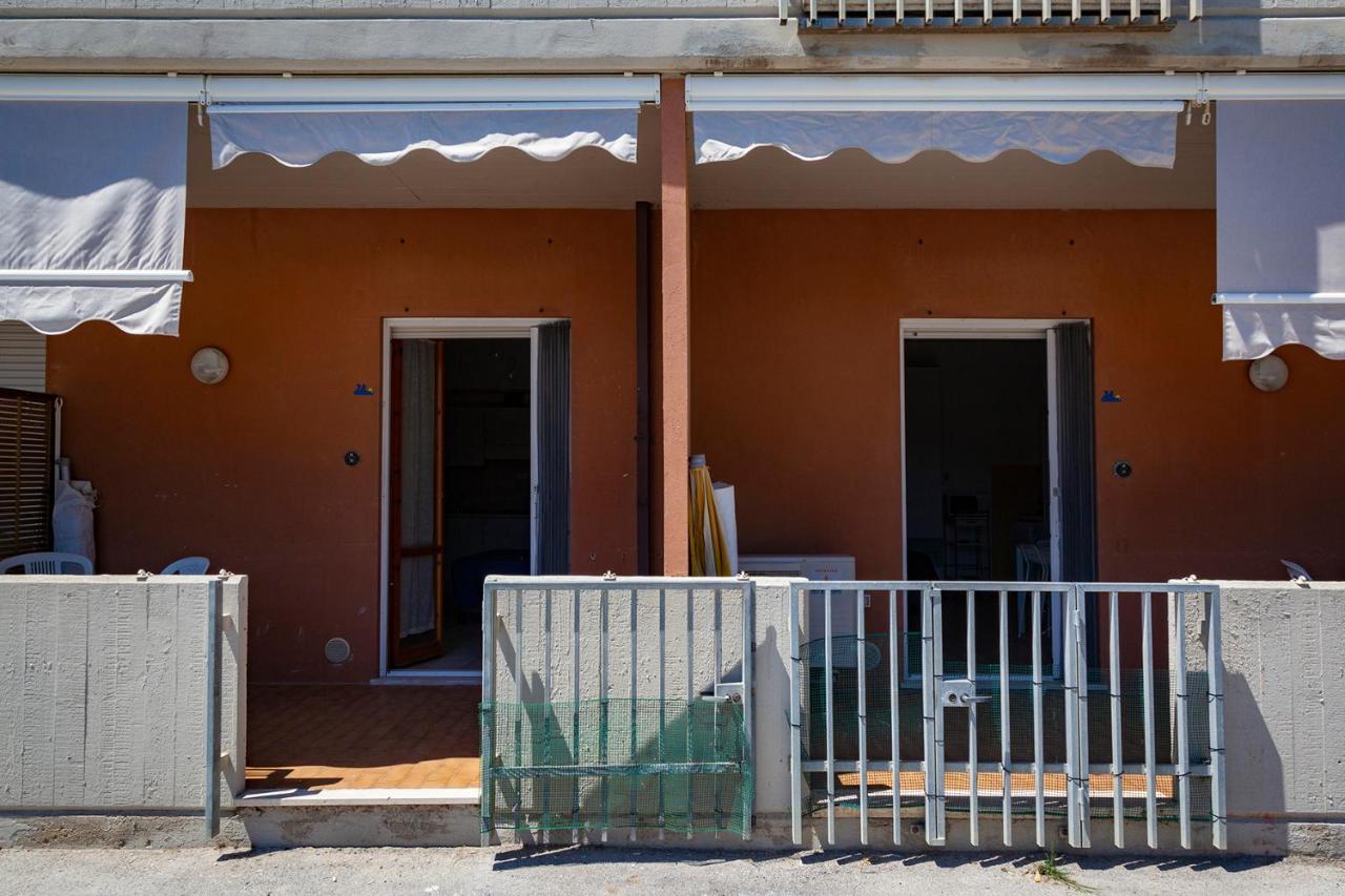 Residence Casabianca Porto San Giorgio Exteriör bild