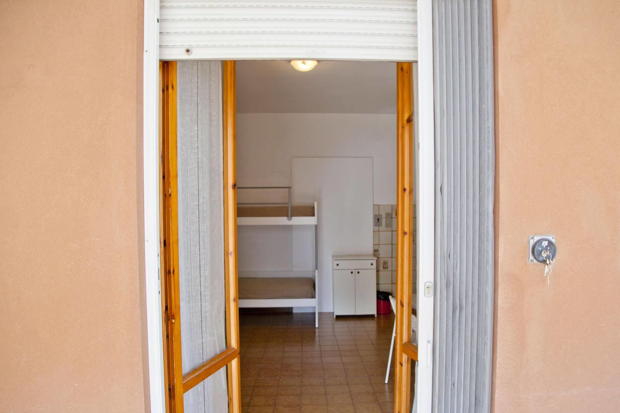 Residence Casabianca Porto San Giorgio Exteriör bild